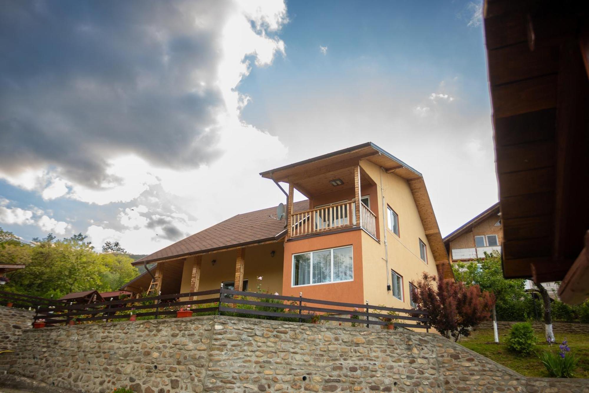 Casa Rumelia Paltineni Zewnętrze zdjęcie
