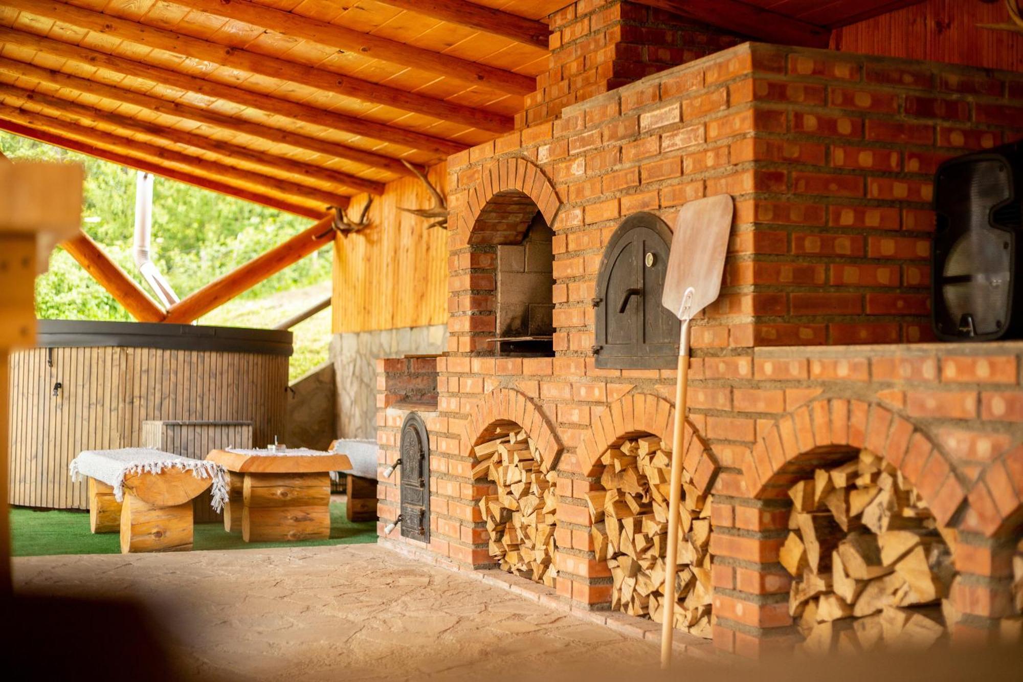 Casa Rumelia Paltineni Zewnętrze zdjęcie