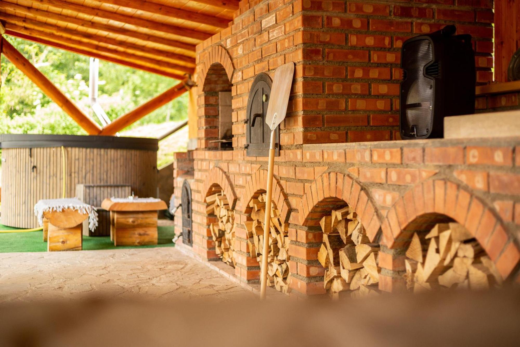 Casa Rumelia Paltineni Zewnętrze zdjęcie