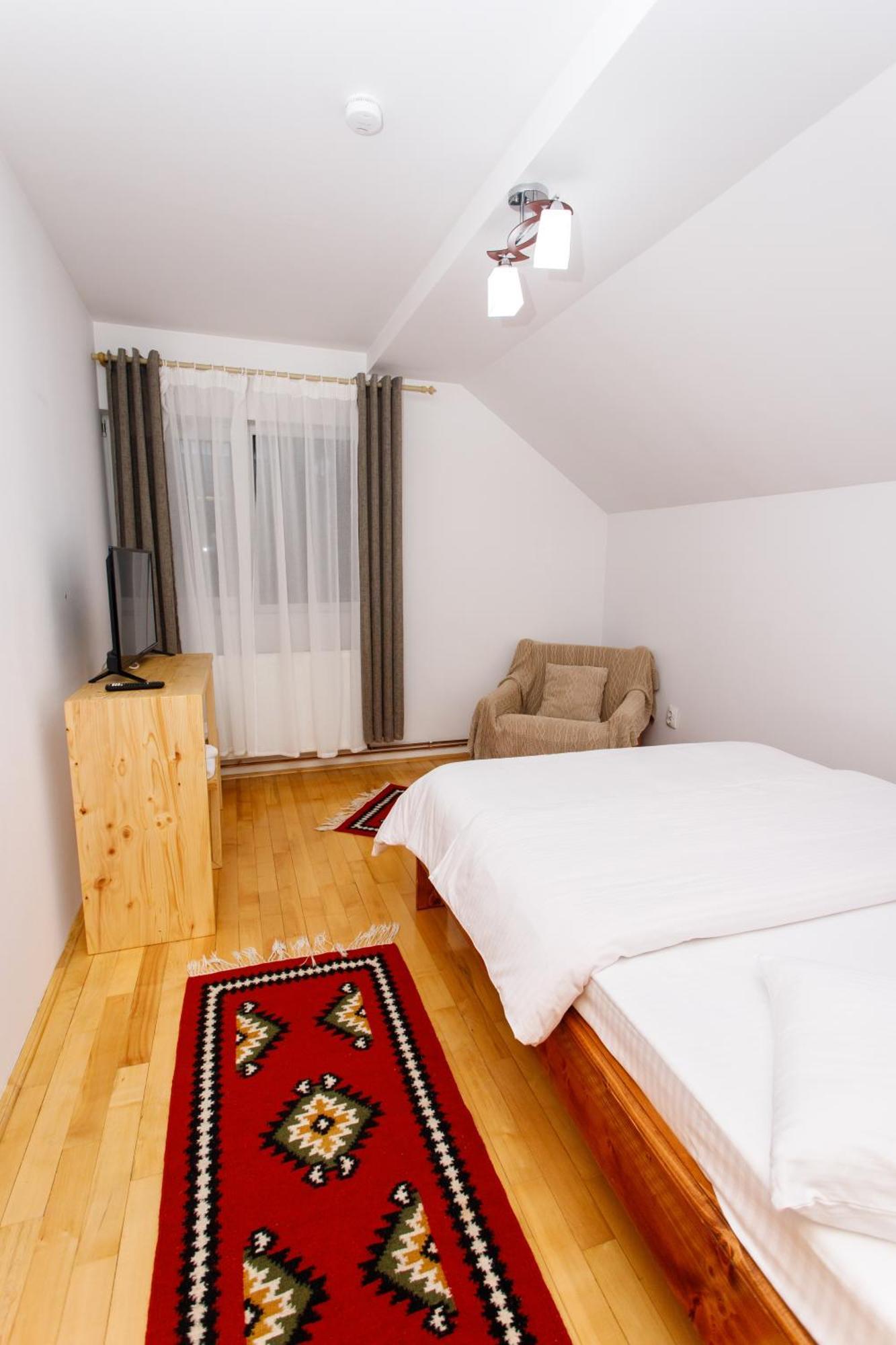 Casa Rumelia Paltineni Zewnętrze zdjęcie