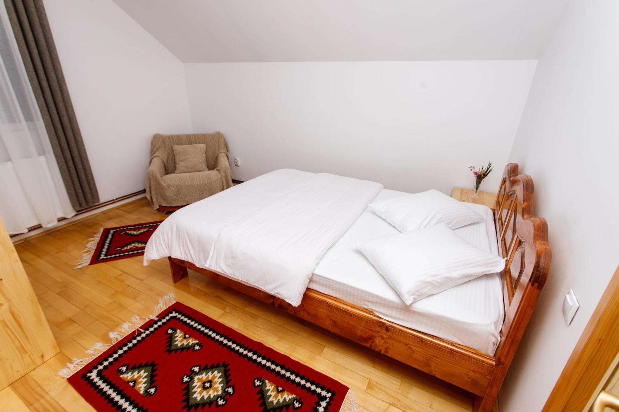 Casa Rumelia Paltineni Zewnętrze zdjęcie